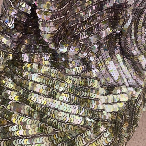 Adrianna Papell Cocktail mermaid sequin dress. - Picture 4 of 7